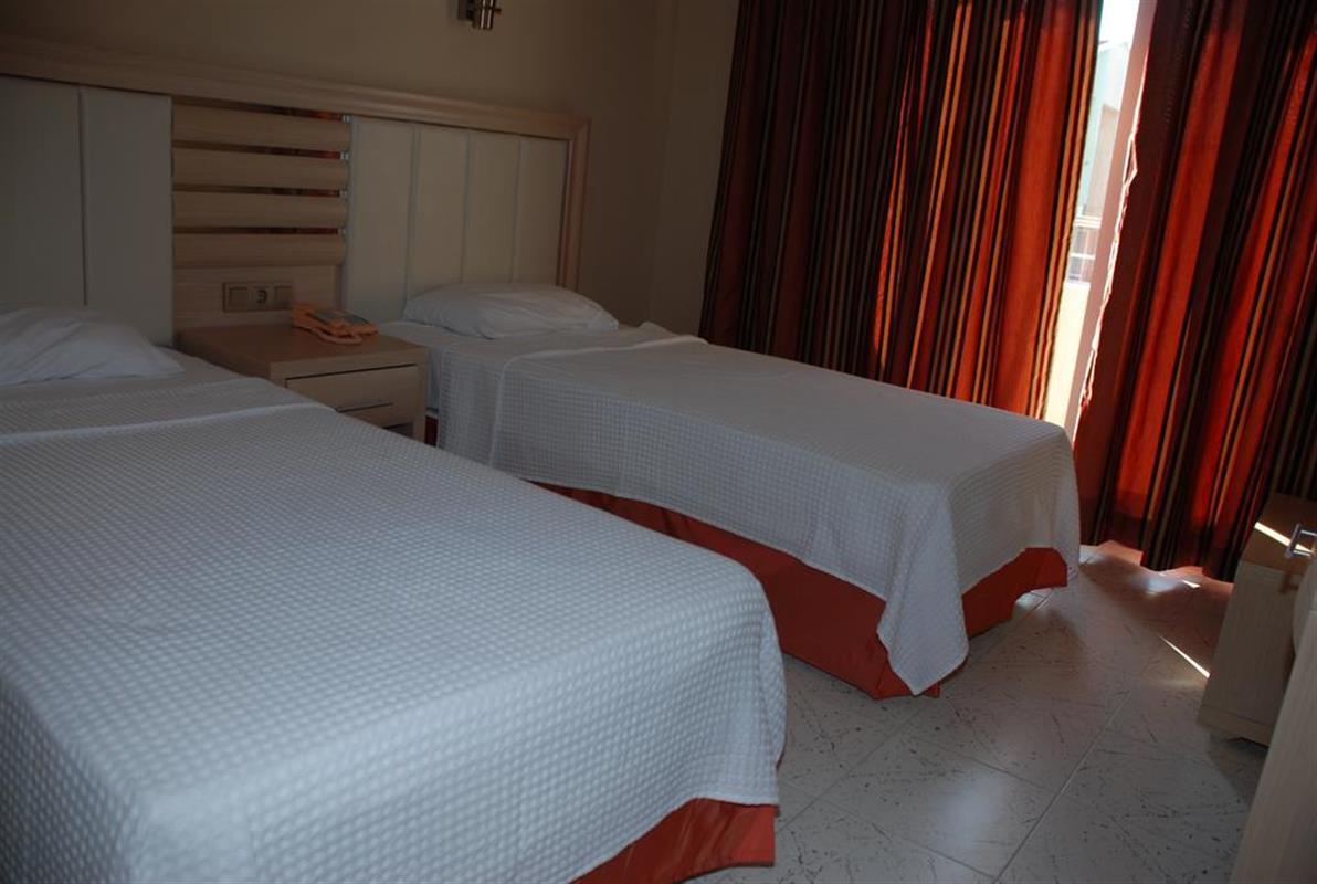 Candan Apart Marmaris Exterior photo