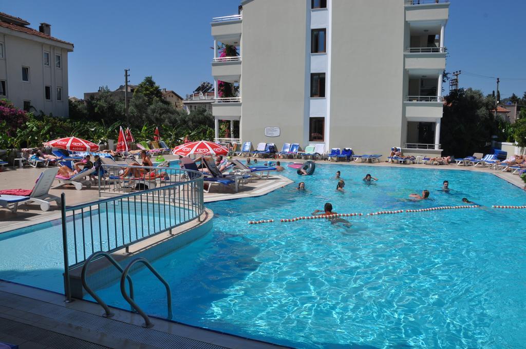 Candan Apart Marmaris Exterior photo